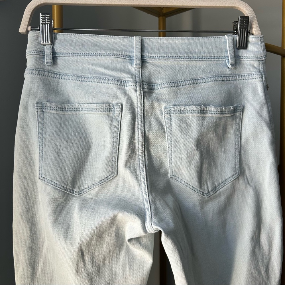 J. Jill women’s Light Wash high rise cuffed cropped denim size 4 - Picture 4 of 8